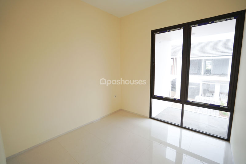 Pinus 88 Residence Type Corona