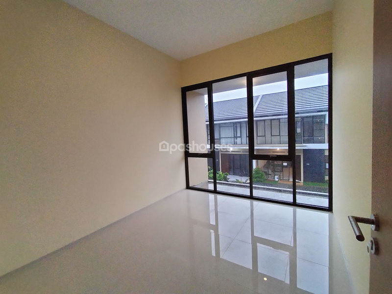 Pinus 88 Residence Type Corona