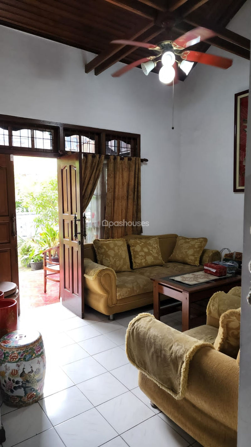 Jalan Pandega Raya, Rawalumbu