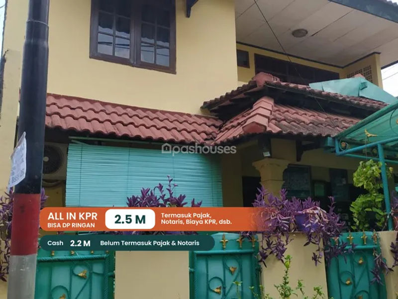 Jalan Pahlawan Revolusi Gotong Royong