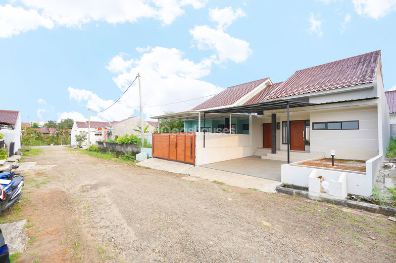 Sawangan Village Cluster Bukit Petro
