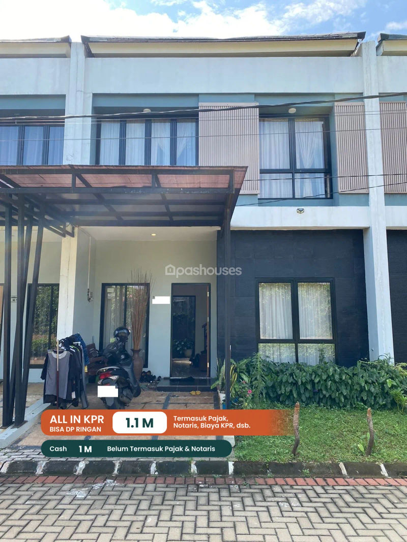 The Boulevard Jalan Pangrango Raya