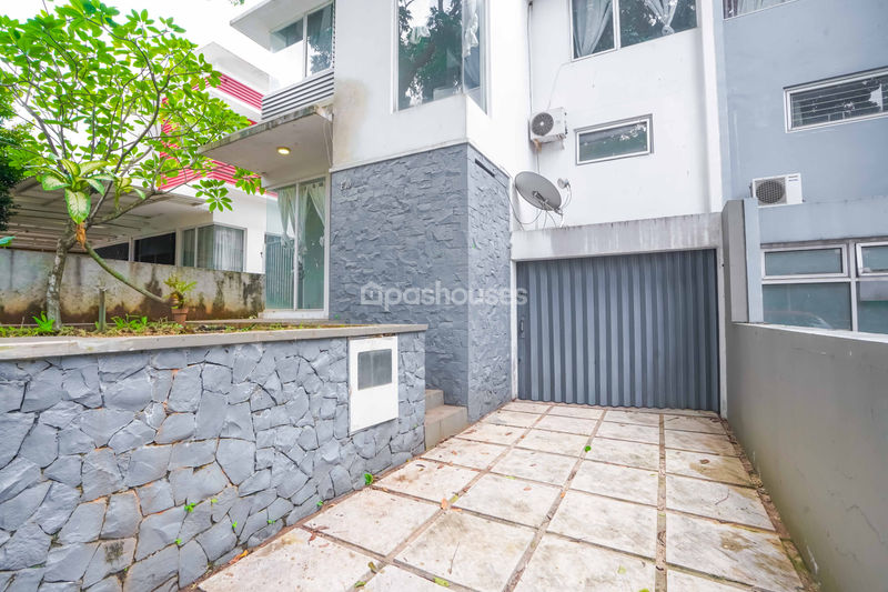 Komplek Mahogany Residence Depok Blok E10