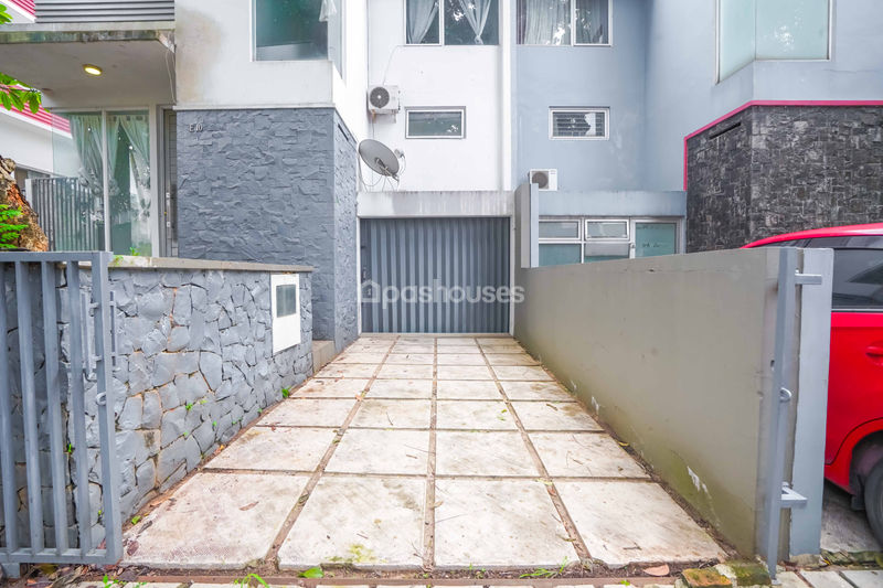 Komplek Mahogany Residence Depok Blok E10