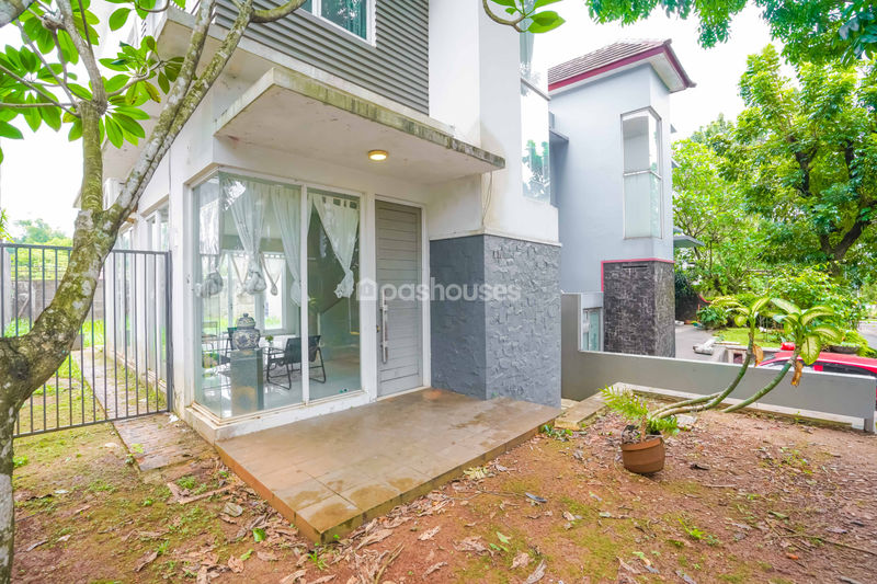 Komplek Mahogany Residence Depok Blok E10