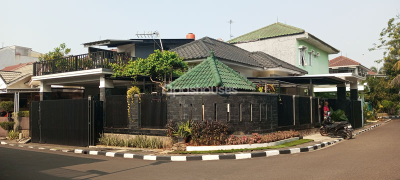 Jalan Bunga Sakura XVI Blok V No.17 