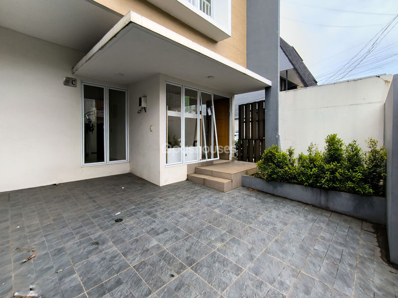 Jalan Palem Puri Blok C No.88