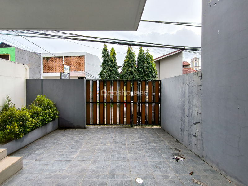 Jalan Palem Puri Blok C No.88