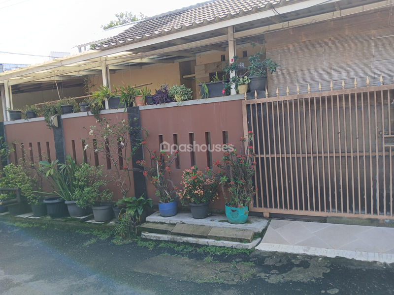 Jalan Mawar 2 Blok Q No.1