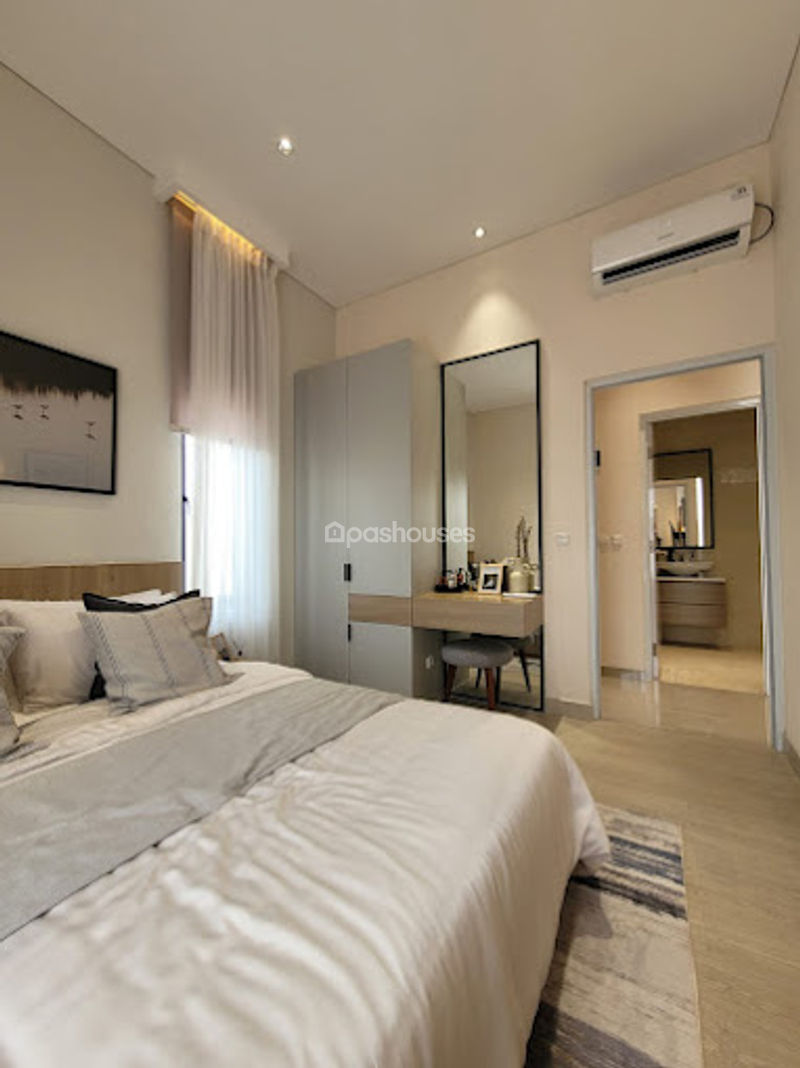 Naira Residence 2