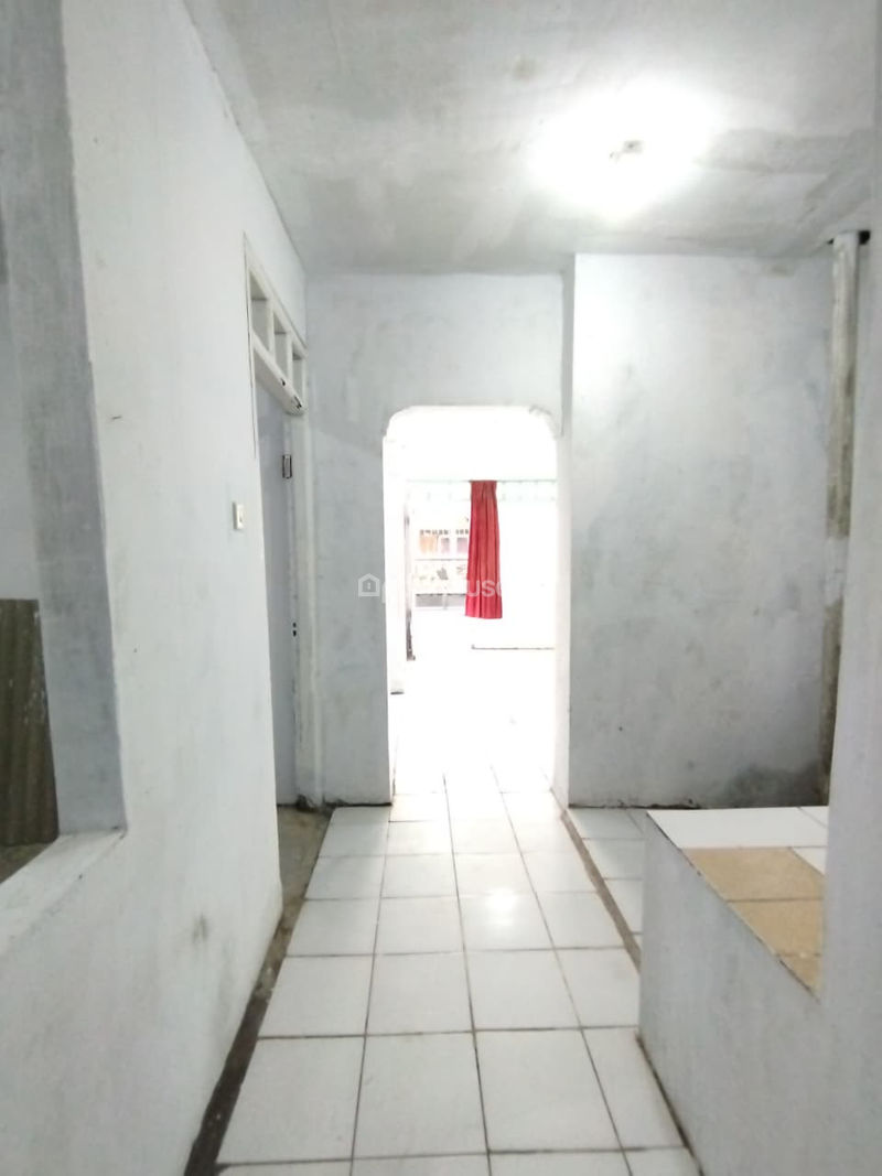 Perumahan Taman Kirana Surya Blok H 16 No. 32 & 31