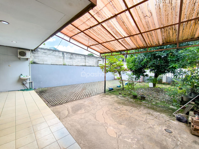 Jalan H. Mandor Salim Kembangan