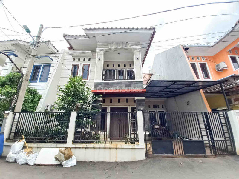 Town House Asri D'lapan