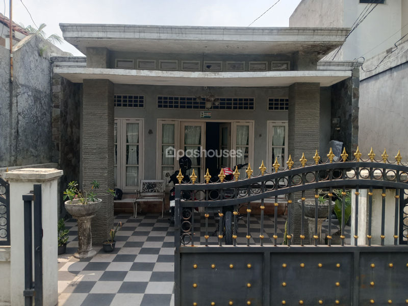 Jl. Bersih KP Cipayung No. 53, Kelurahan Tengah, Cibinong, Kabupaten Bogor