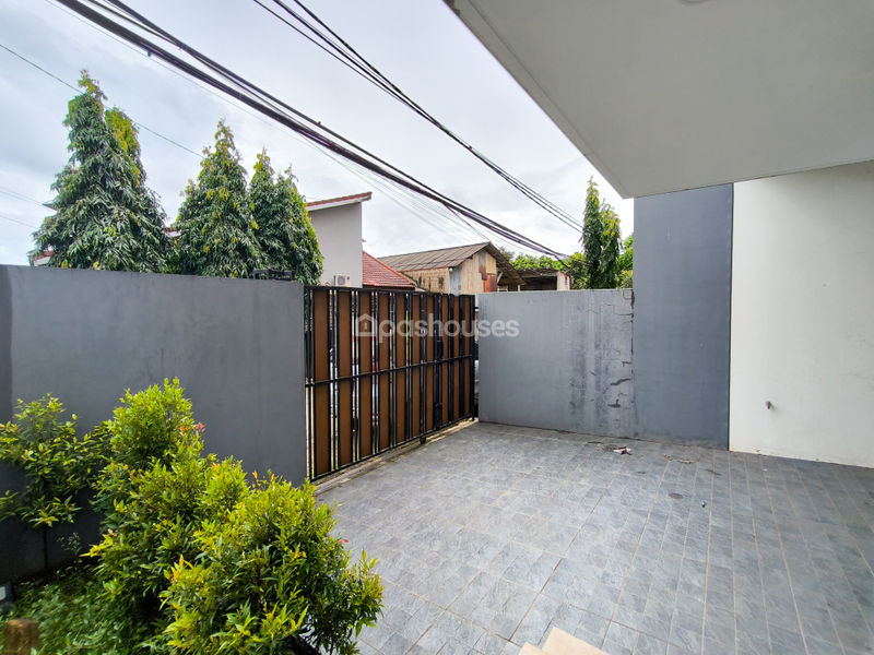 Jalan Palem Puri Blok C No.88