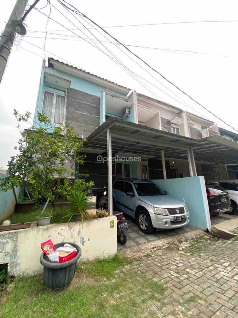 Royal Sawangan Residence