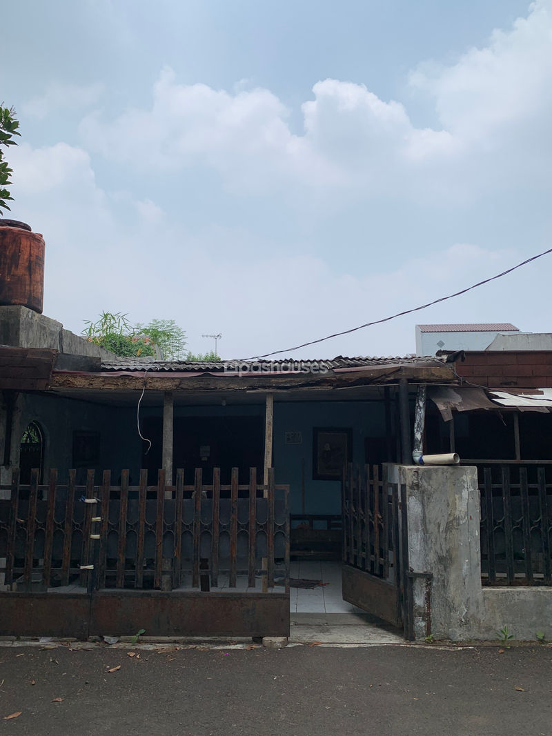 Kompleks Kejaksaan Agung RI Ciputat Blok C6 No. 1