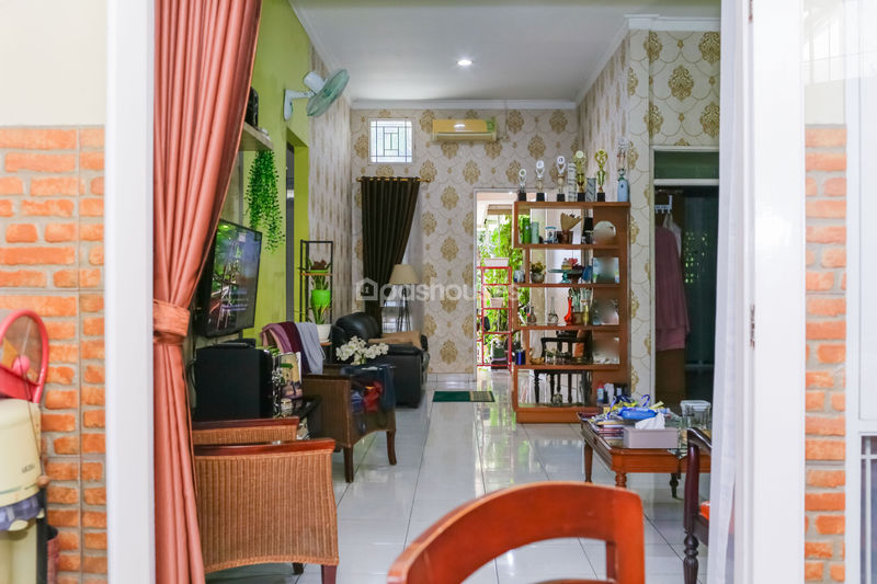 Sakura Regency 2