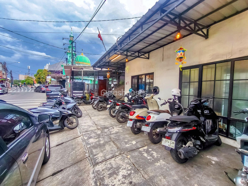 Jalan MT Haryono No.37 Tangerang