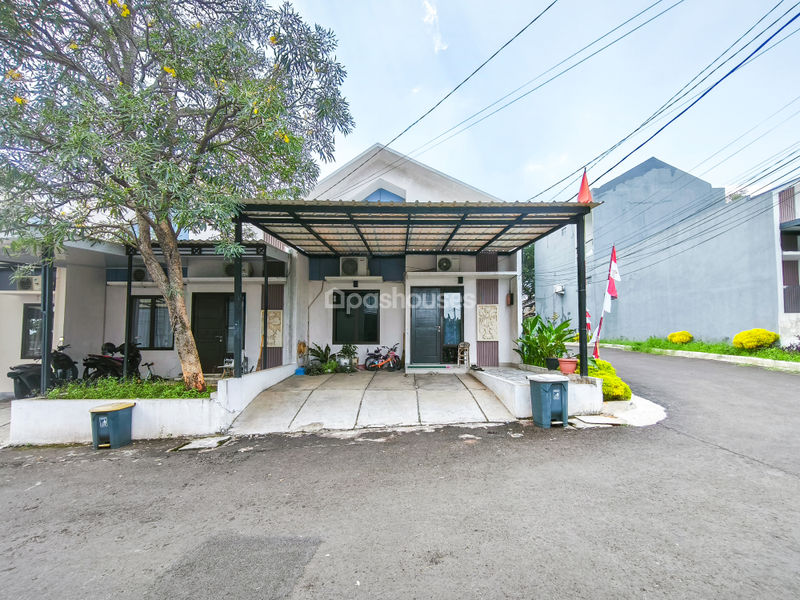 Perumahan Emerald 8 Townhouse Blok D
