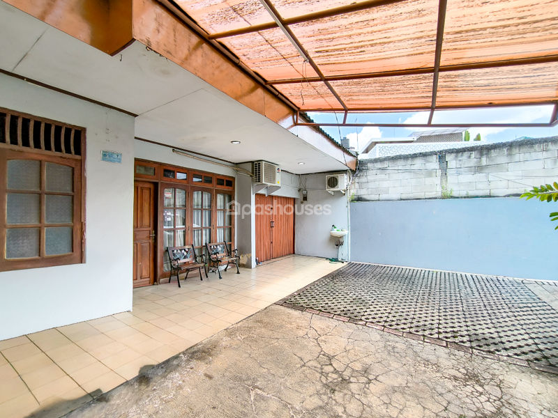 Jalan H. Mandor Salim Kembangan