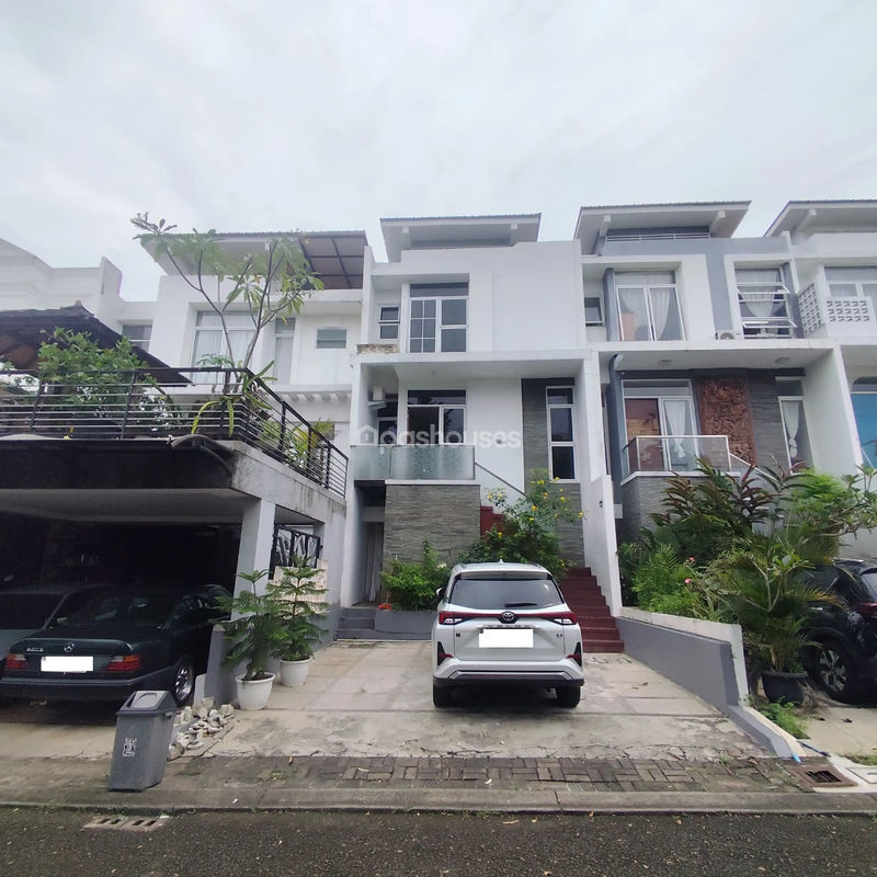 Perumahan Modern Hill Cluster Green Tranquility Blok F6