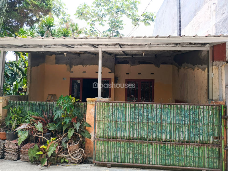 Cluster Acropolis Karadenan