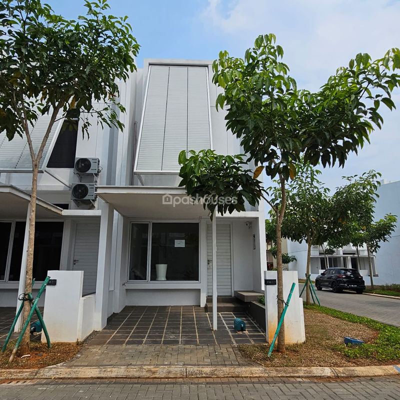 Tabebuya BSD City F16/01