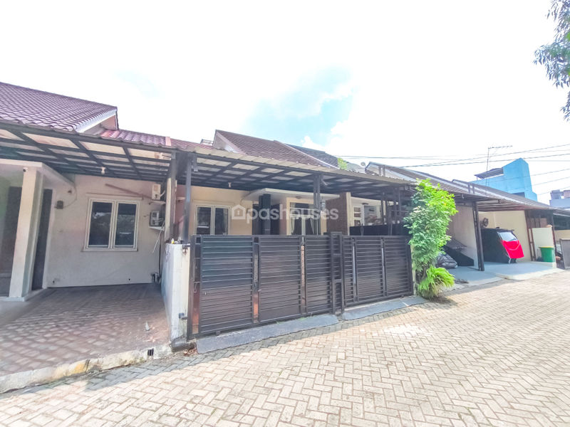 Perumahan Puri Radensa Blok B1 No.12