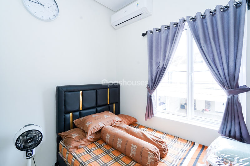 Paradise Serpong City Cluster Ecoscape Blok BC6 No.33