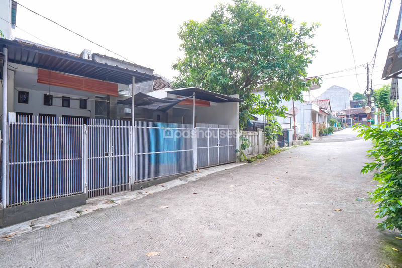 Komplek Bukit Cengkeh Berbunga Blok A7 No.11