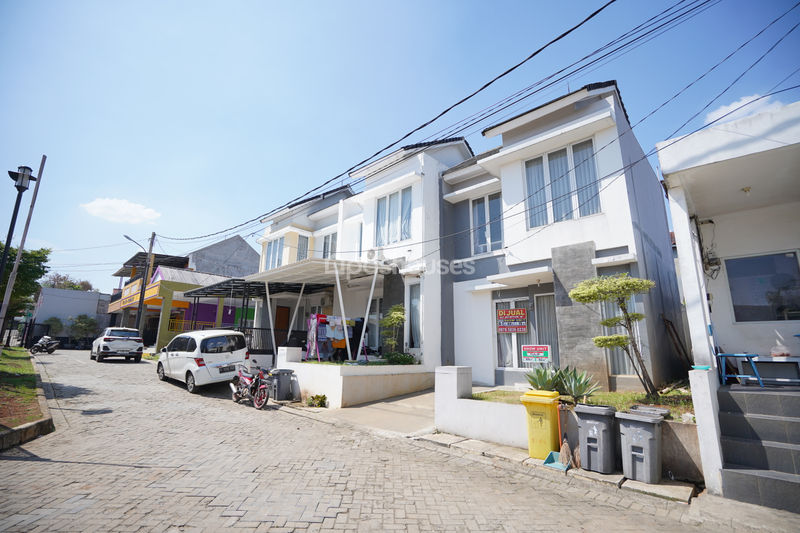 Palm Village