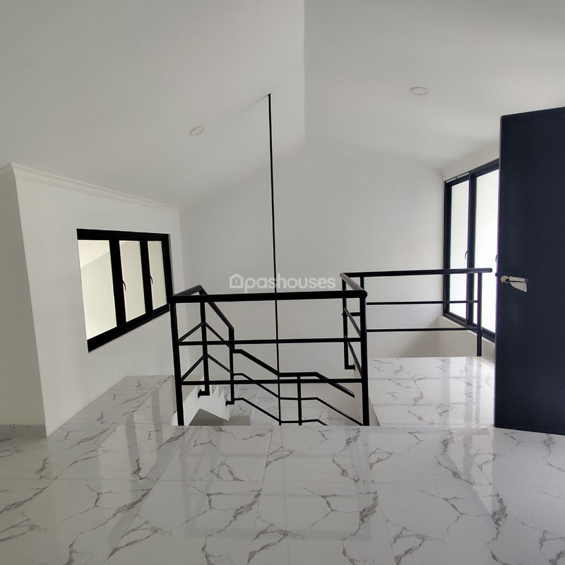 Jalan Cucur Barat VIII Blok F5/10