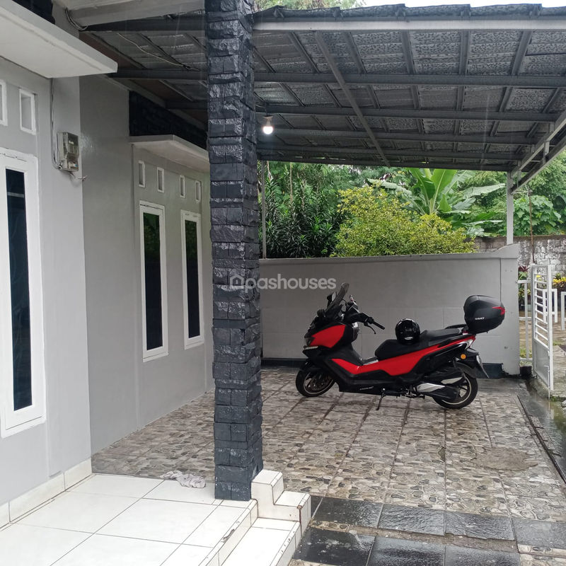 Jalan H. Sarah Kav 3 RT.002 RW.03 No 151