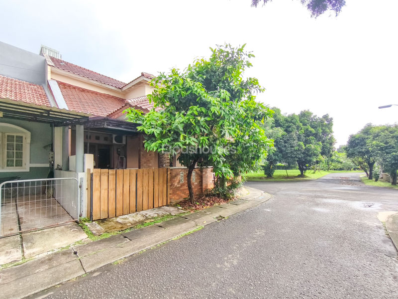 Nusa Loka BSD Sektor 14.4 Blok L7 No.1