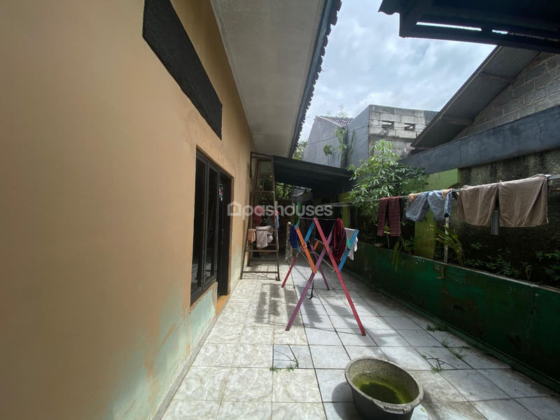 Jalan Kantor Kelurahan Sasak Panjang No.24