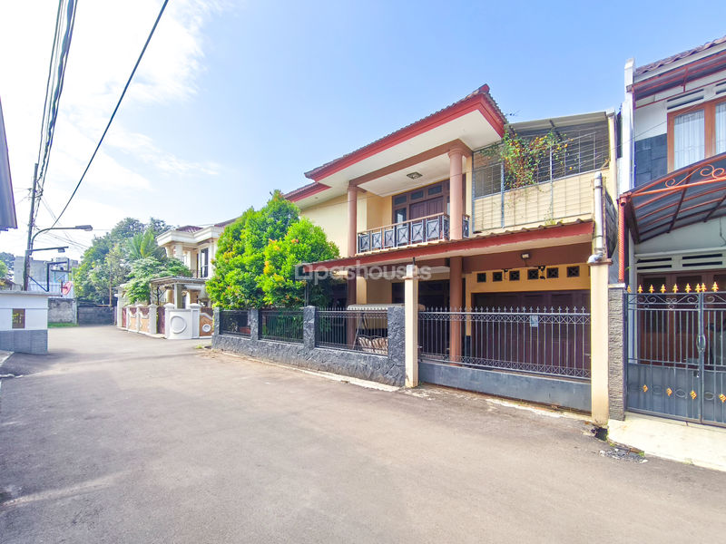 Jalan Alam Cirendeu Blok T11 No.9