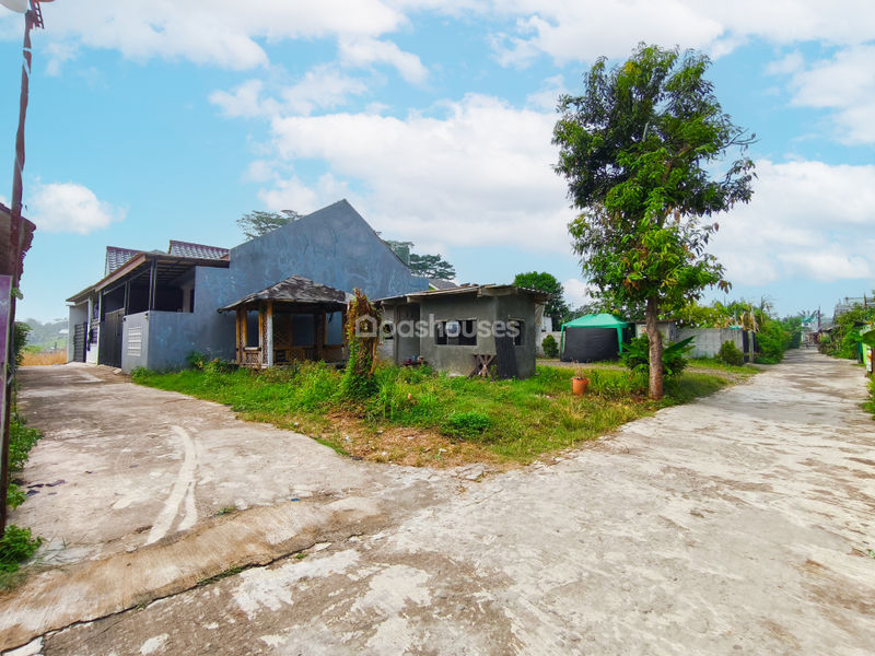Tanah di Kp. Sawah 