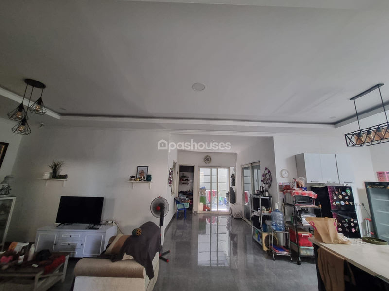 Jalan Kampung Parung Serab Depok