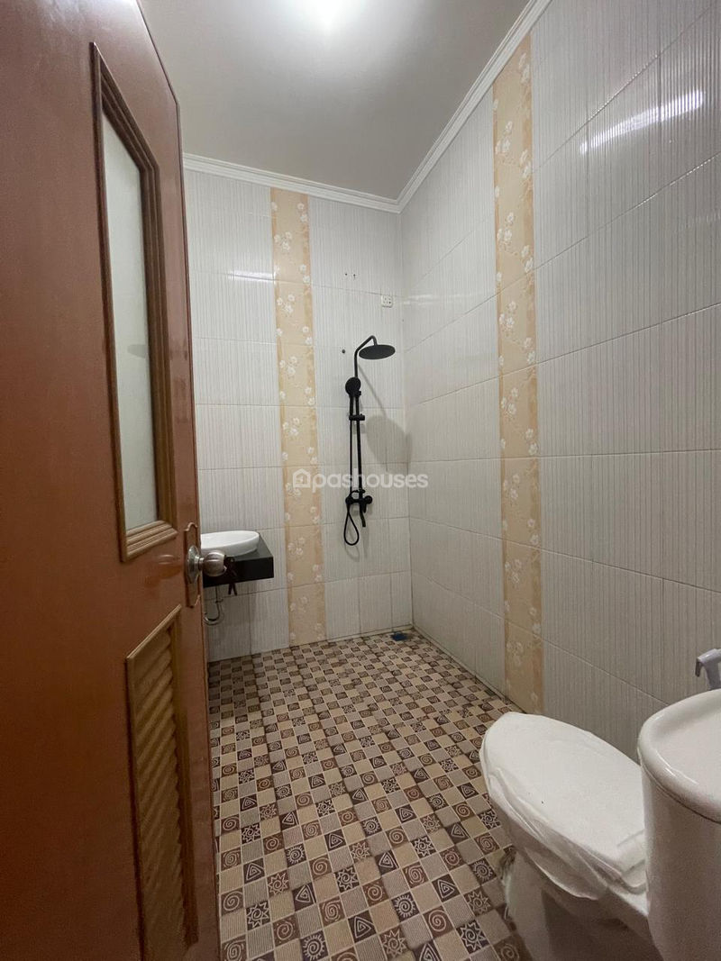 Perumahan Imperial Gading Blok H1 No.12