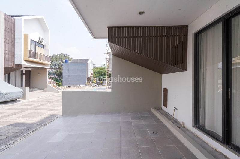  Perumahan Araya Living Cilangkap