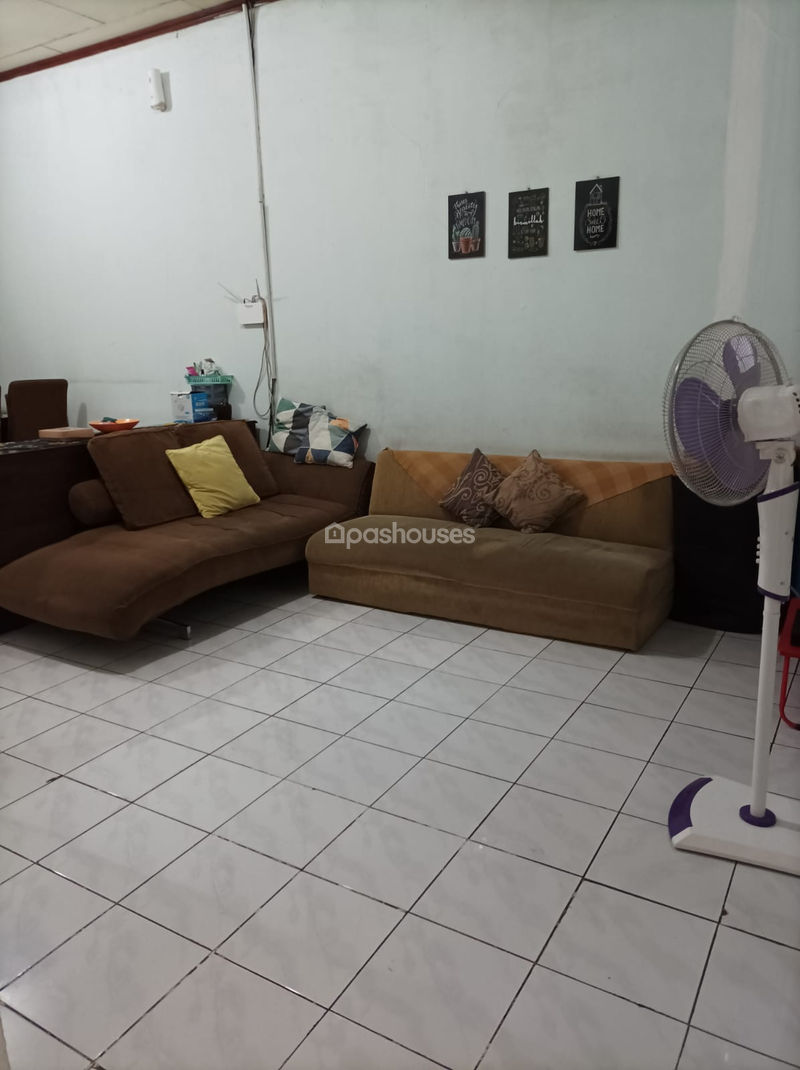 Jl. Flamboyan Raya No. 30