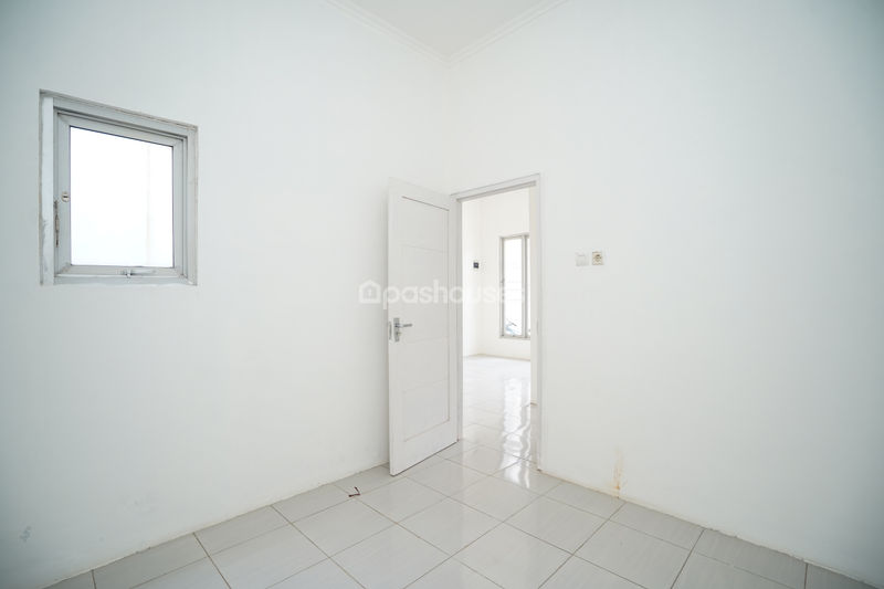 Perum Royal Cibogo Cisauk
