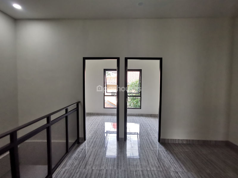 Perumahan Granada Residence No.5