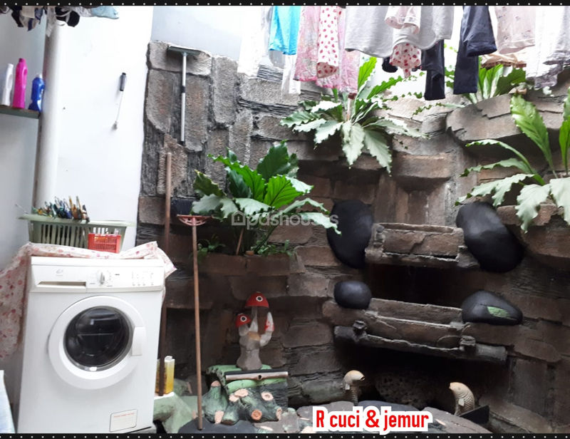 Jalan Gurame 3 No.9