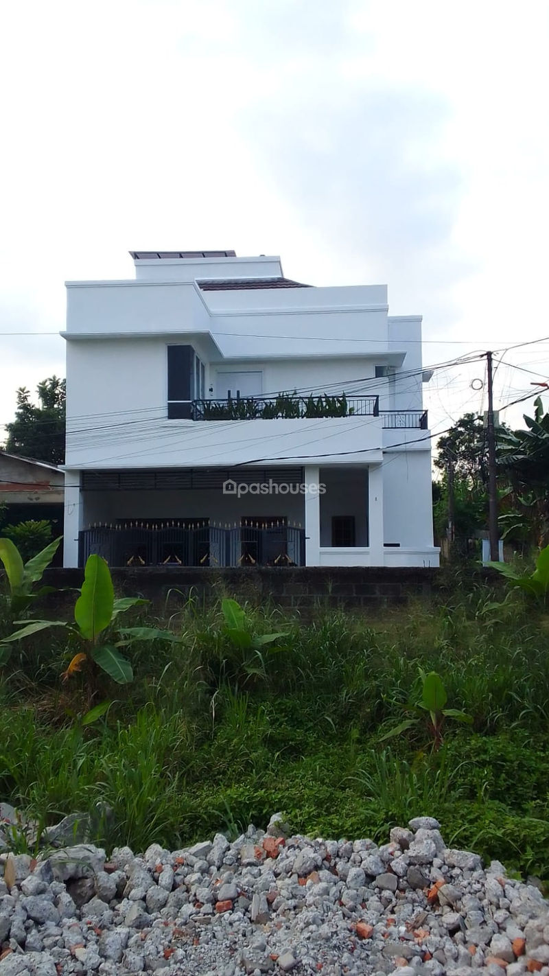 Jalan RSIA Jatisampurna