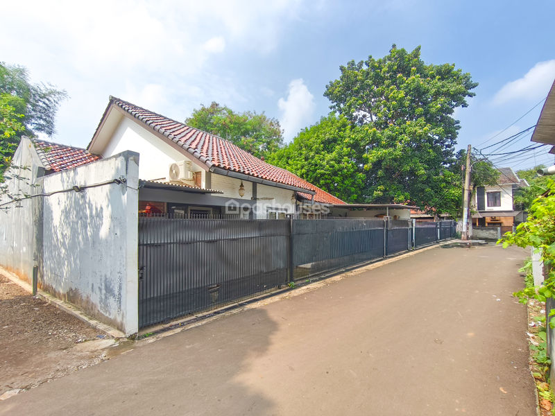 Jalan Rusa IV No.108