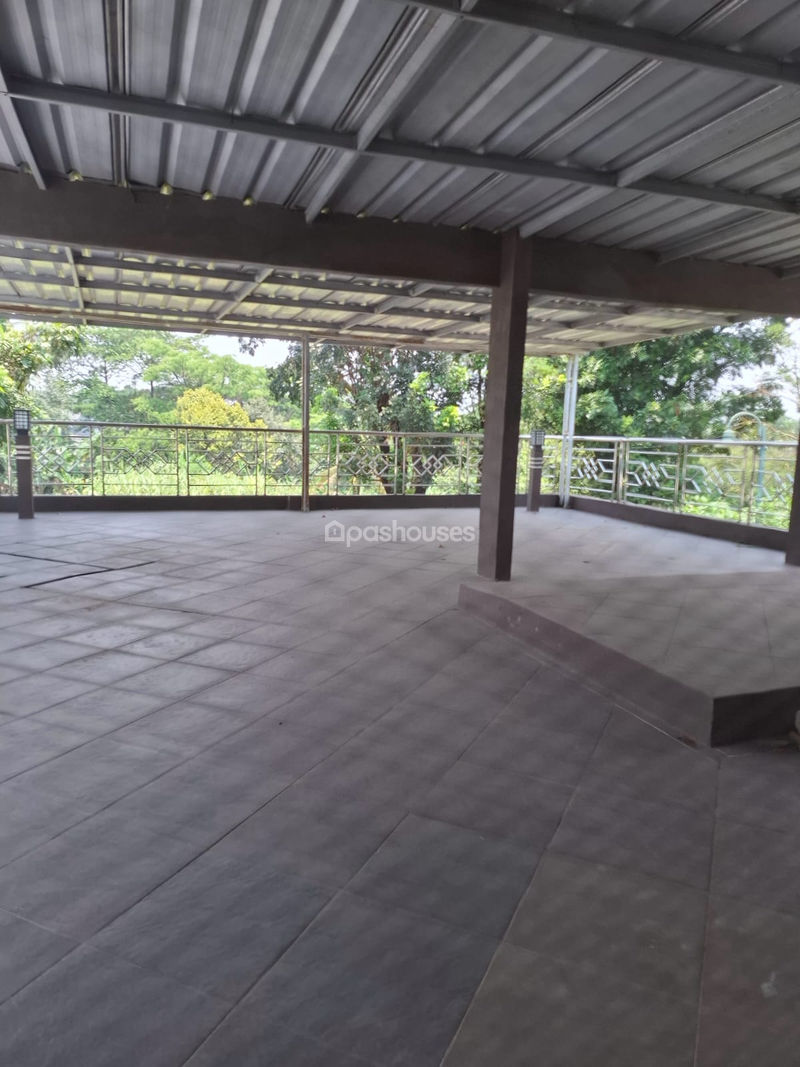 Jalan Bukit Topaz Golf