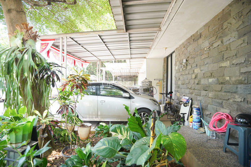 The Akasia Terrace