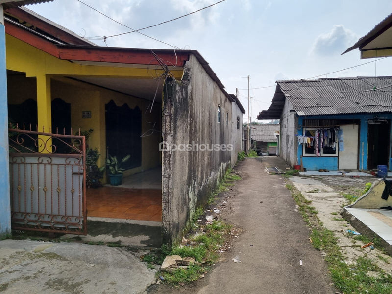 Jalan Bahagia Raya No.14